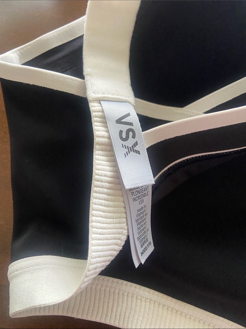 VSX Incredible Max Sports Bra in Black with White Trim & Strappy Back size 34DDD - Picture 10 of 16